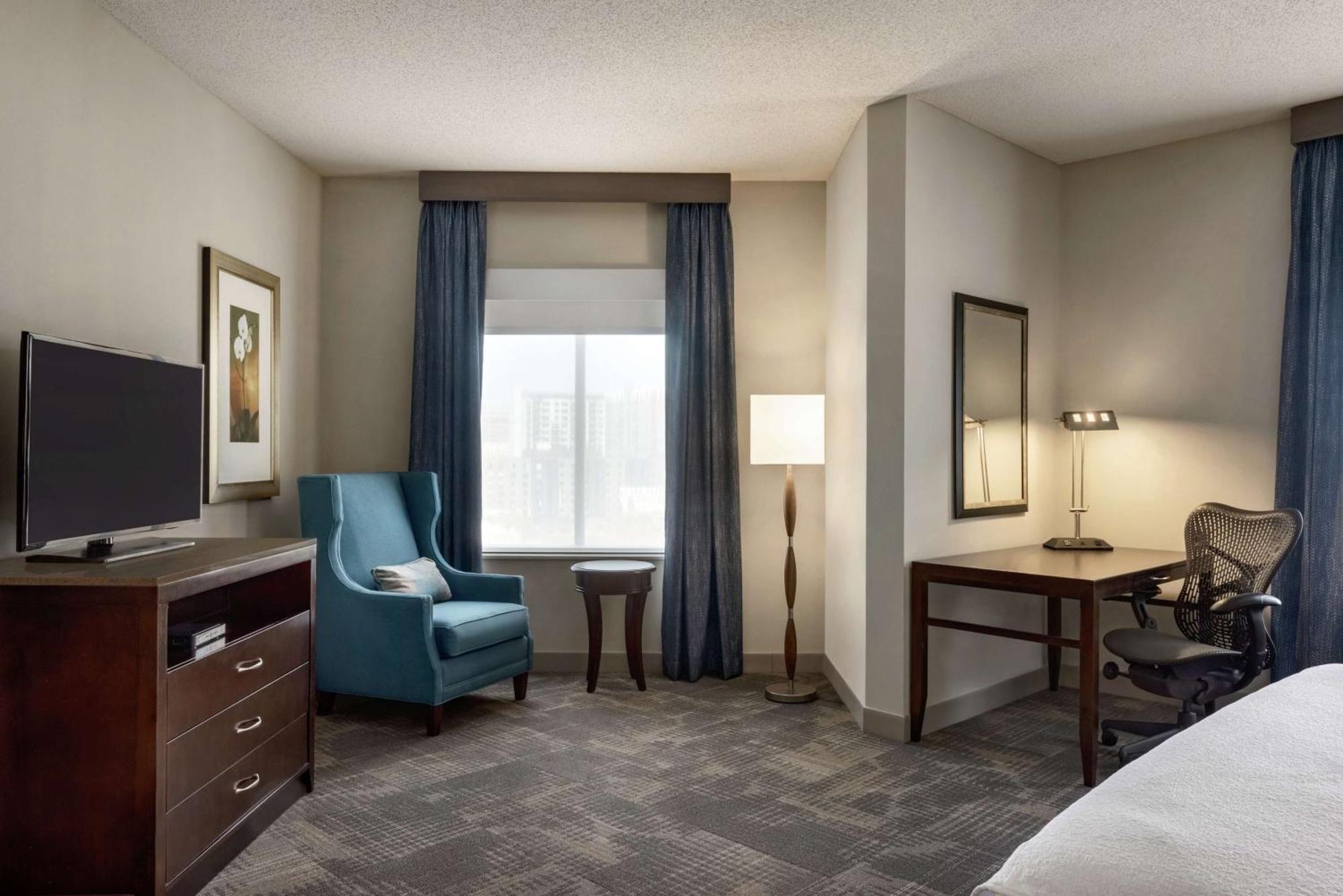 Hilton Garden Inn Minneapolis Downtown מראה חיצוני תמונה