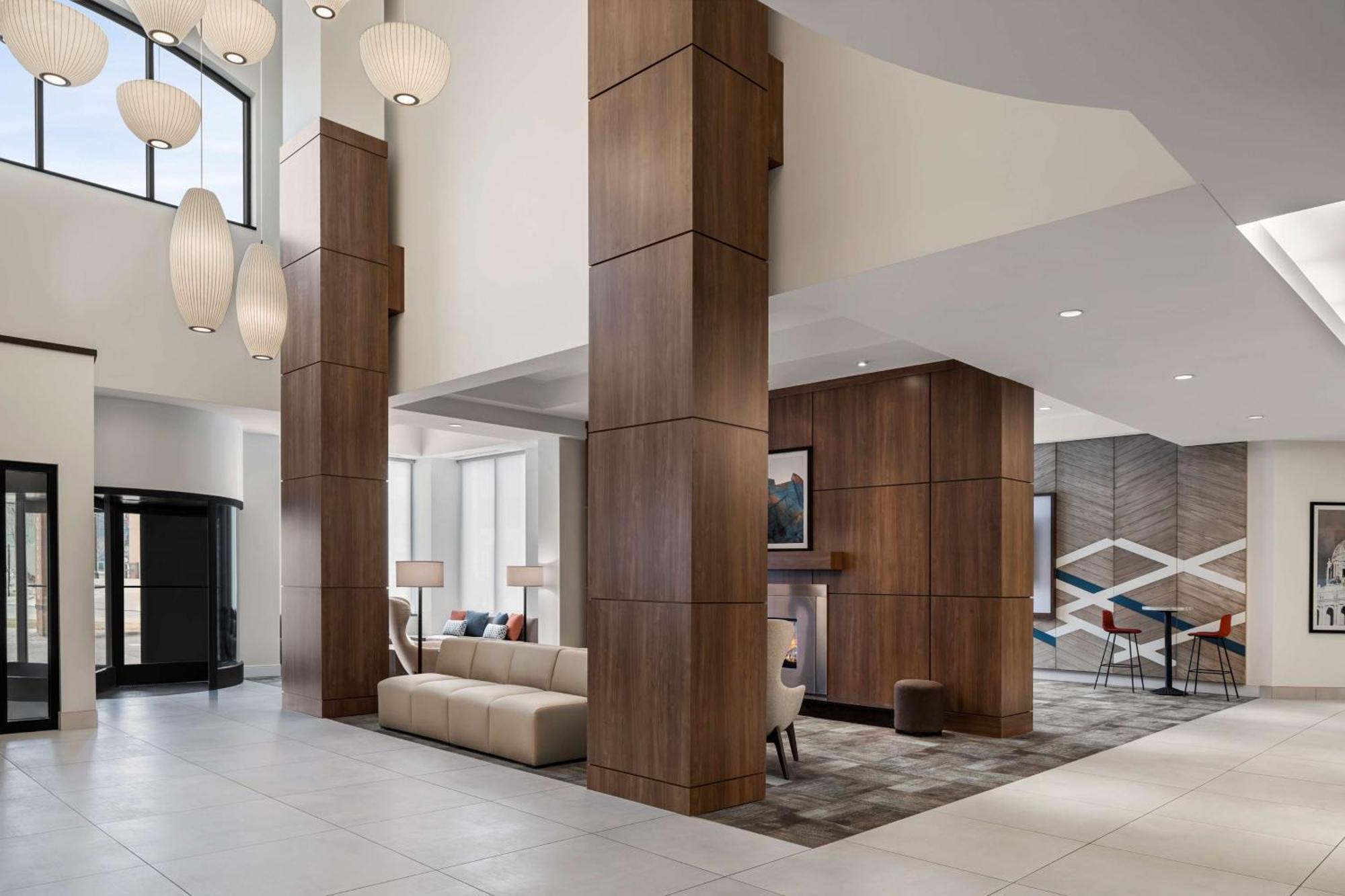 Hilton Garden Inn Minneapolis Downtown מראה חיצוני תמונה